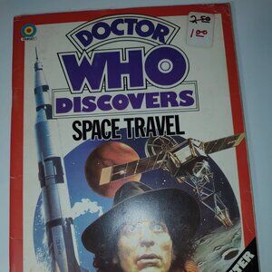 Target Books Doctor Who Discovers Space Travel With Poster-Good/Fair